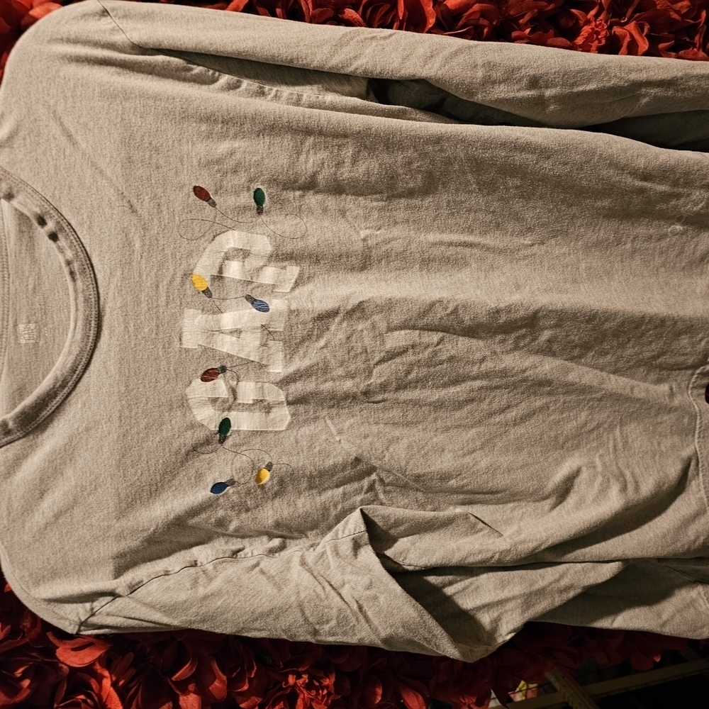 Gap Gray Long Sleeve Shirt with Holiday Lights Size Medium